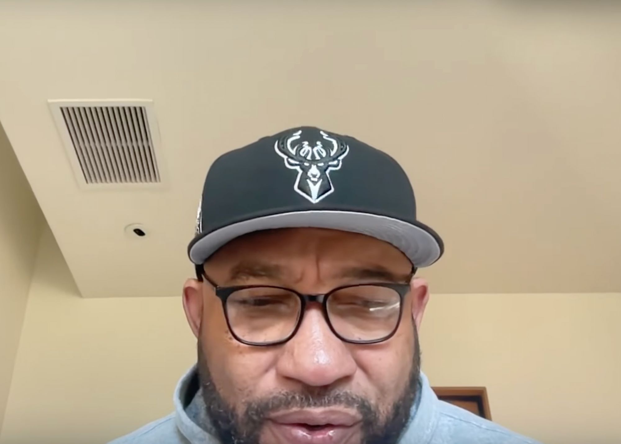 Hamm: Als ich die Lakers trainierte, war die Aufstellung unausgeglichen und es gab diverse Probleme bei den Stars.