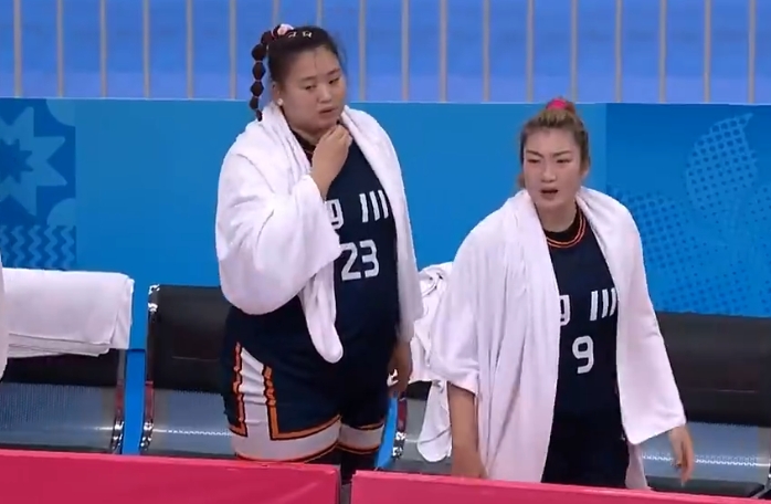 Ein Kampf um den Abschwung! Li Meng erzielte 2 Punkte, 1 Rebound und 3 Assists bei 1 von 6 Schüssen.