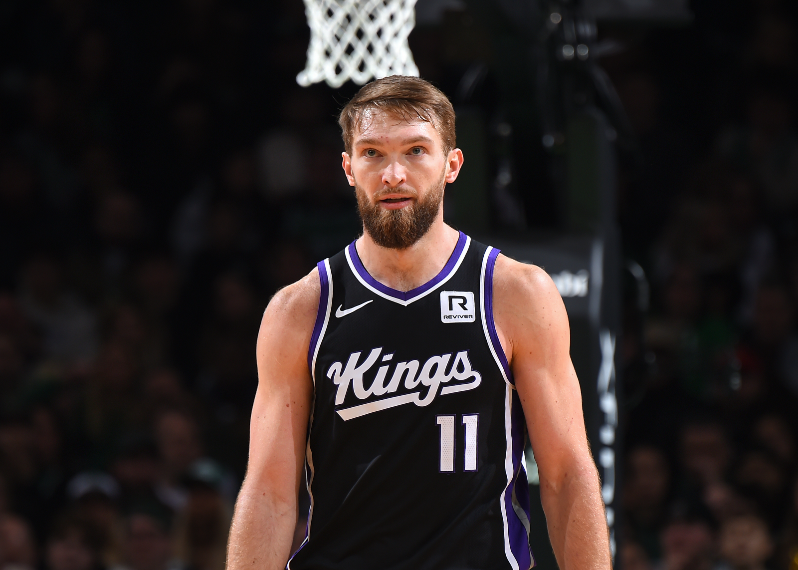 Sabonis erzielte 34+11 aus der Luft, erzielte in der Halbzeit 24 Punkte und konnte die Kings im letzten Viertel nicht vom Angriff abhalten.