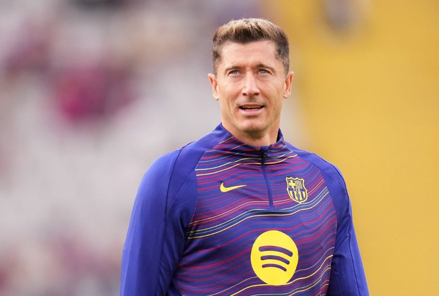 Reporter: Lewandowski wartet auf die Entscheidung Barcelonas und wird vorher nicht mit anderen Teams verhandeln