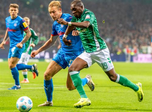 Werder Bremen gegen Kiel Holstein