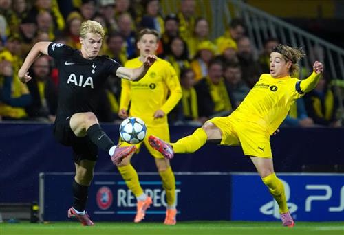Bodo Grimmt gegen Tottenham Hotspur
