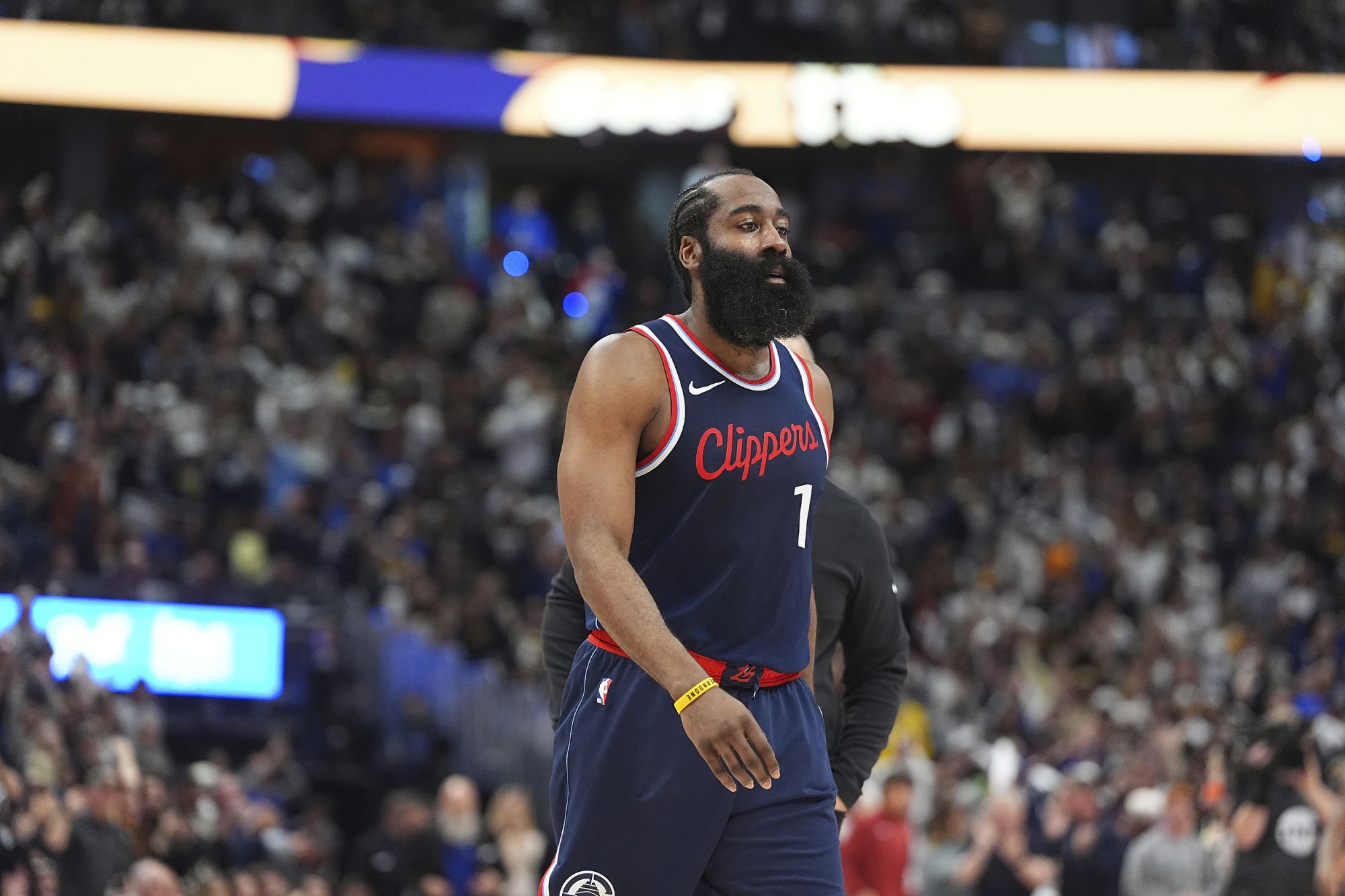 Übertreffen Sie James! Harden erzielte 18 Mal mehr als 12 Punkte in 2 Minuten und belegte damit den zweiten Platz in der Geschichte