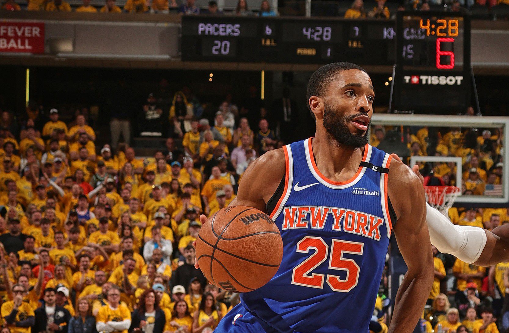Die Knicks erzielten im dritten Viertel 31 Punkte, aber die Heimmannschaft lag immer noch 18 Punkte hinter den laufenden Magic