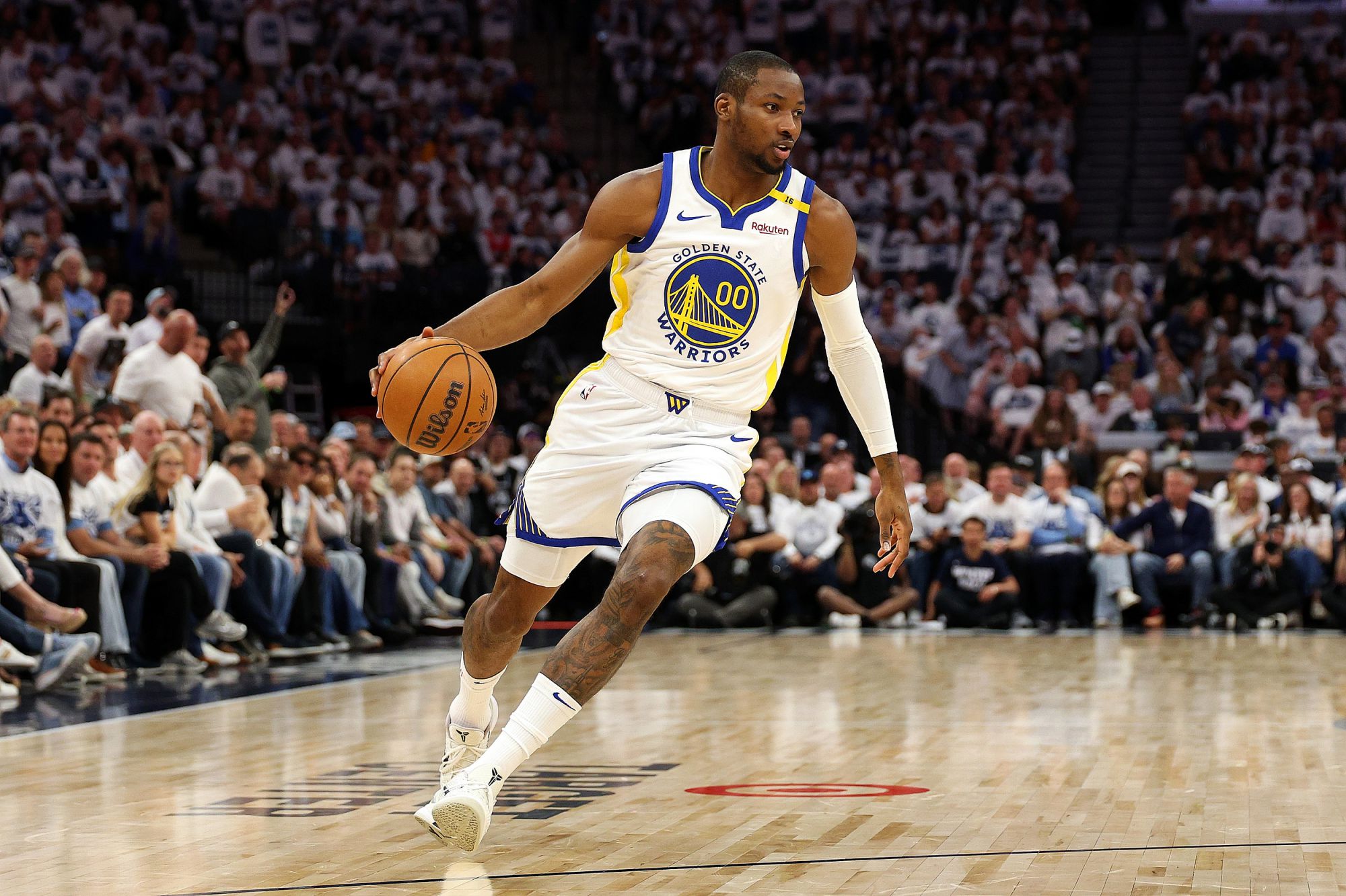 Die ersten fünf Spieler der Warriors erzielten zusammen 45 Punkte und stellten damit einen neuen Rekord für die drittniedrigste Gesamtpunktzahl eines Starters in dieser Saison in einem einzigen Spiel auf.