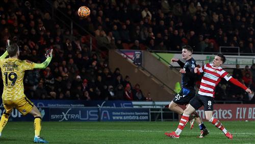Doncaster Rovers gegen Crystal Palace