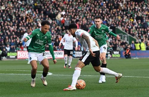 Plymouth Argyle gegen Liverpool