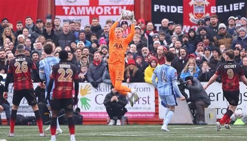 Tamworth gegen Tottenham Hotspur