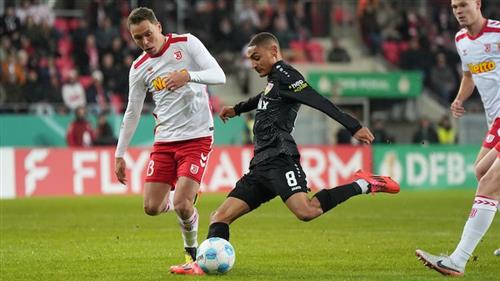 Regensburg gegen Stuttgart