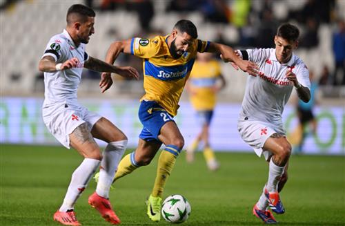 Apur Nikosia gegen Fiorentina
