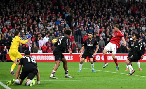 Nottingham Forest gegen West Ham United