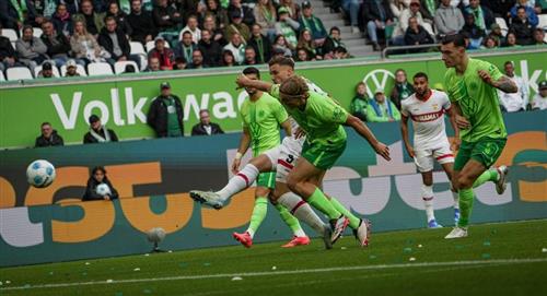 Wolfsburg gegen Stuttgart