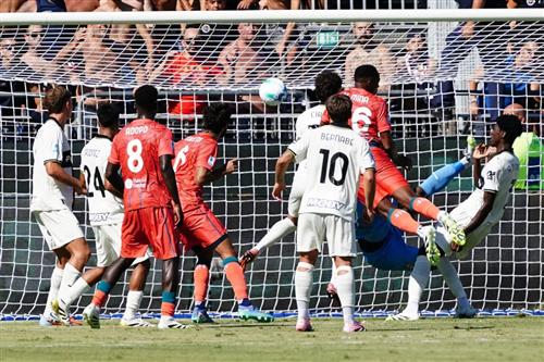Cagliari gegen Parma