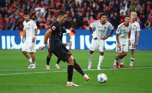 Bayer Leverkusen gegen Eintracht Frankfurt