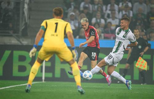 B. Mönchengladbach gegen Bayer Leverkusen