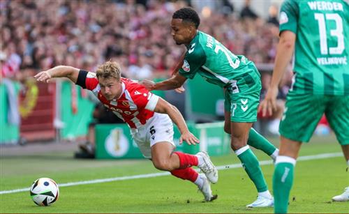 Energia Cottbus gegen Werder Bremen