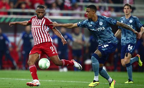 Olympiakos Piräus gegen Aston Villa