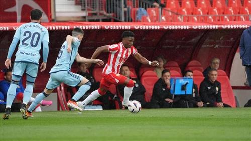 Almeria gegen Robust