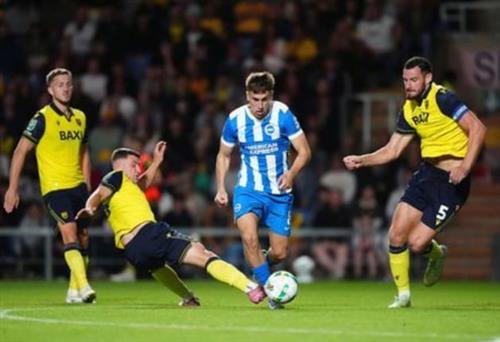 Oxford United gegen Brighton