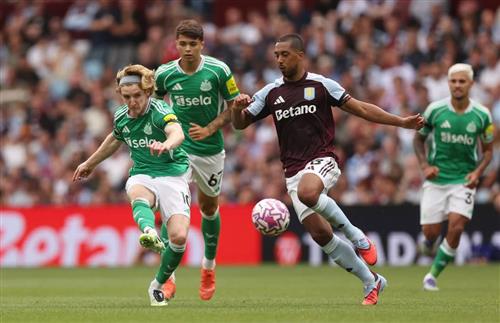 Aston Villa gegen Newcastle United