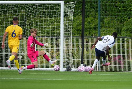 Tottenham Hotspur gegen Wycombe Wanderers