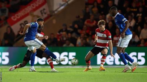 Doncaster Rovers gegen Everton