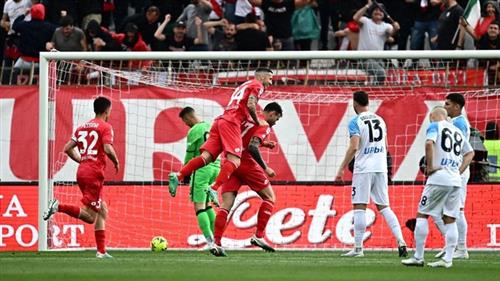 Monza gegen Neapel