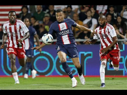 Paris Saint-Germain gegen Ajaccio