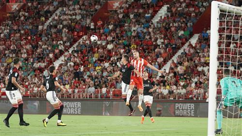 Robust gegen Almeria