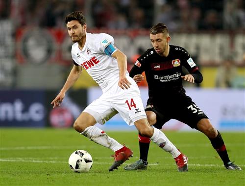 B. Bayer Leverkusen gegen FC Köln