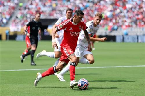 Benfica gegen Bayern München