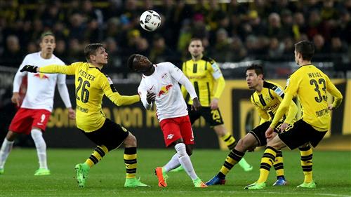 RB Leipzig gegen Borussia Dortmund