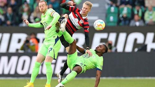 Stuttgart gegen Wolfsburg