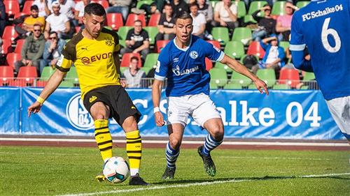 Schalke 04 gegen Borussia Dortmund