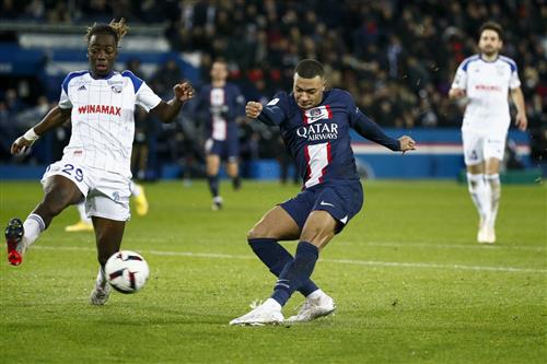 Lens gegen PSG