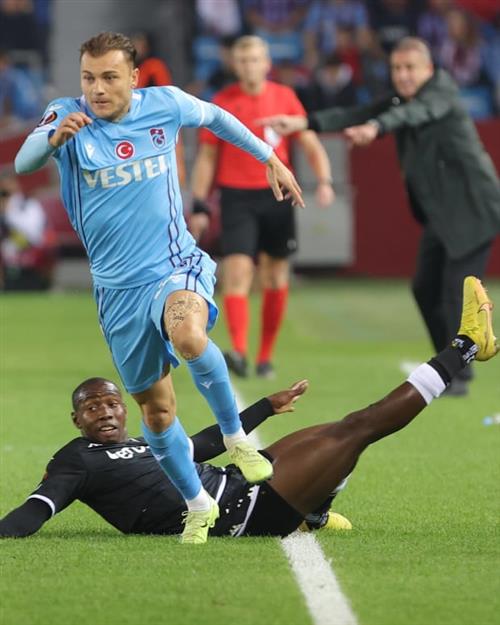 Roter Stern gegen Trabzonspor