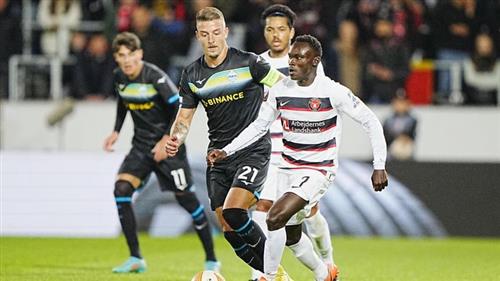 Latium gegen Midtjylland