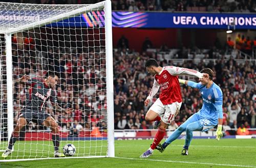 Arsenal gegen Olympiakos Piräus