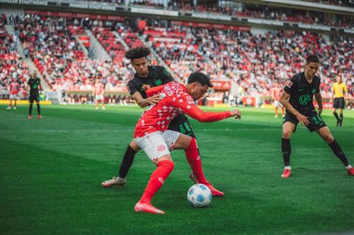Mainz 05 gegen Wolfsburg