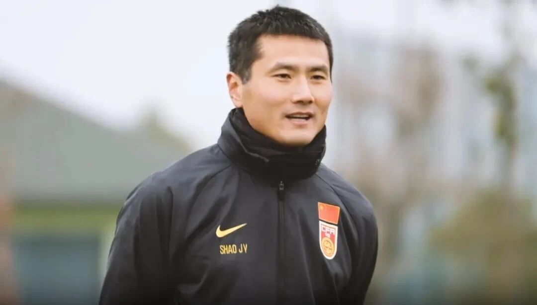 Fußballnachrichten: Die letzten paar ausländischen Trainer der Fußballnationalmannschaft waren unbefriedigend. Es ist verständlich, Shao Jia eine Chance zu geben.