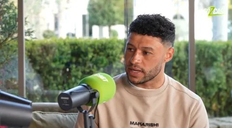 Da er keinen Ball zum Spielen hatte, trainierte er mit der U21 der Gunners. Chamberlain: Ich möchte nach England zurückkehren, um meiner Familie näher zu sein.