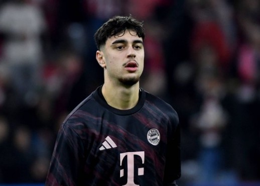 Pawlowitsch: Ich bin stolz, ein Vorbild in der Nachwuchsausbildung des FC Bayern zu sein. Das Einzige, was zählt, ist der Sieg der Mannschaft.