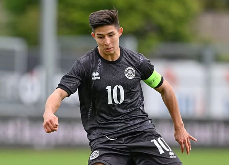 Der Teenager, der von Chelsea verwarnt wurde, erzielte gegen Belgien ein Tor und wurde der jüngste Torschütze bei den World European Preliminaries seit 60 Jahren.
